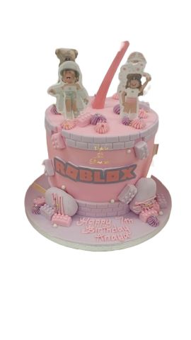 (Ic97) Pink girl roblox cake 