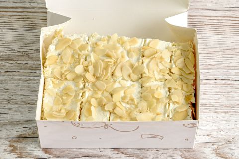 Cake Box