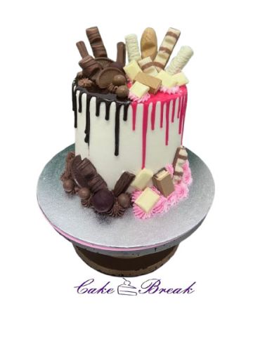 (DH39) Choc Pink Half & Half Cake