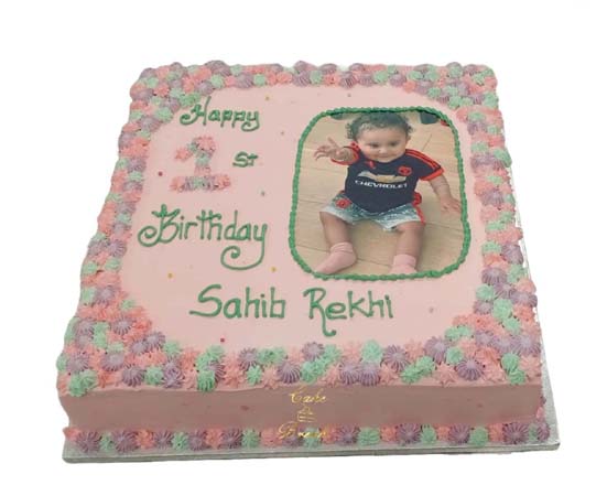 (S99) Pink base floral pic cake 