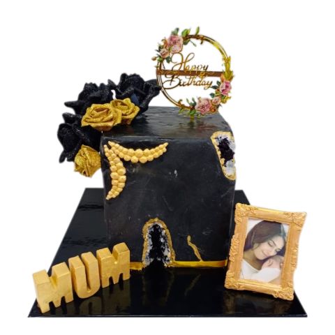 Black Geode Cake